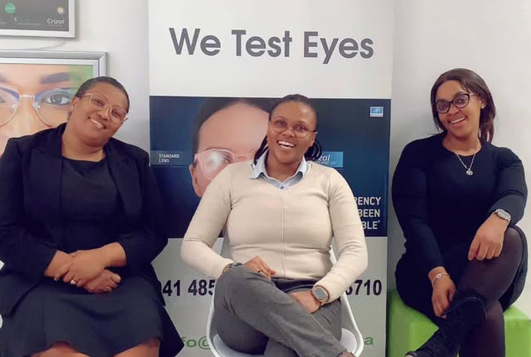 The Dudu Optometrist team celebrating 10 years